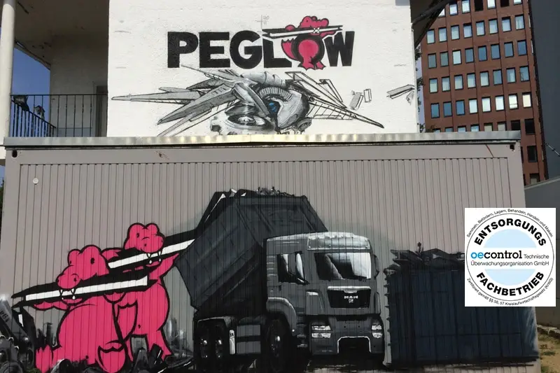 Betriebsgebäude von Peglow Schrott und Metall mit Graffiti-Logo
